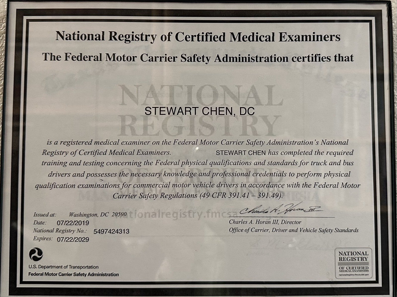 美國交通部 FMCSA 國家認證醫學檢查員登錄證，編號 5497424313